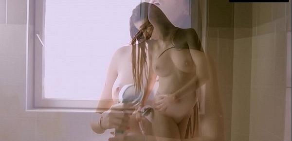  Shower scene with Anna Italyanka masturbating
